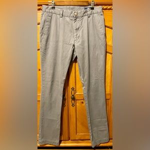 Vineyard Vines Slim Fit Chinos